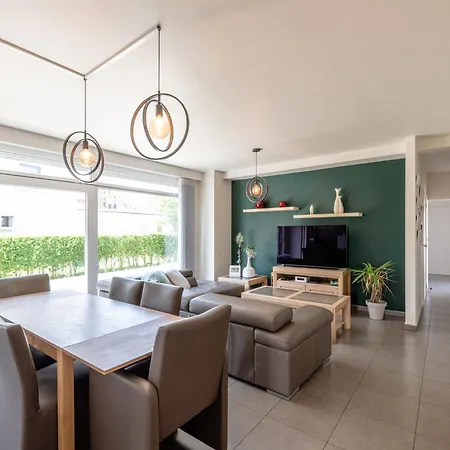 Oud Klooster 0001 In *